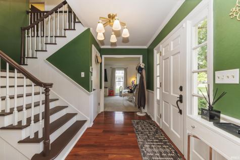2705 W Twickingham Drive Muncie IN 47304