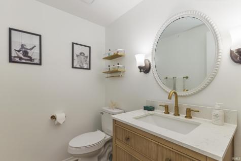 2705 W Twickingham Drive Muncie IN 47304