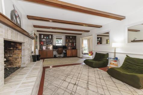 2705 W Twickingham Drive Muncie IN 47304