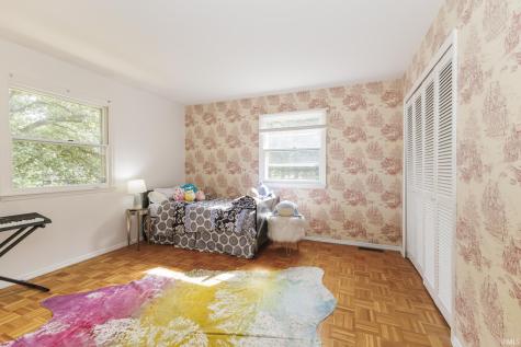 2705 W Twickingham Drive Muncie IN 47304