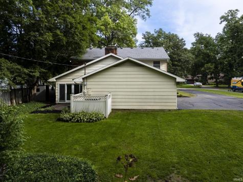 2705 W Twickingham Drive Muncie IN 47304