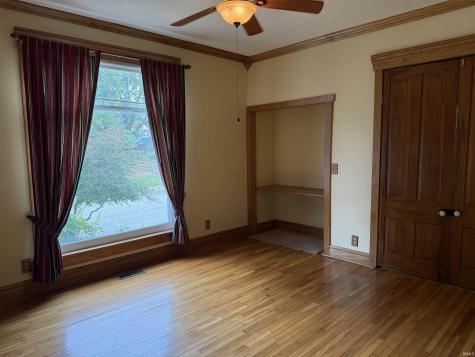 225 S Franklin Street Knightstown IN 46148