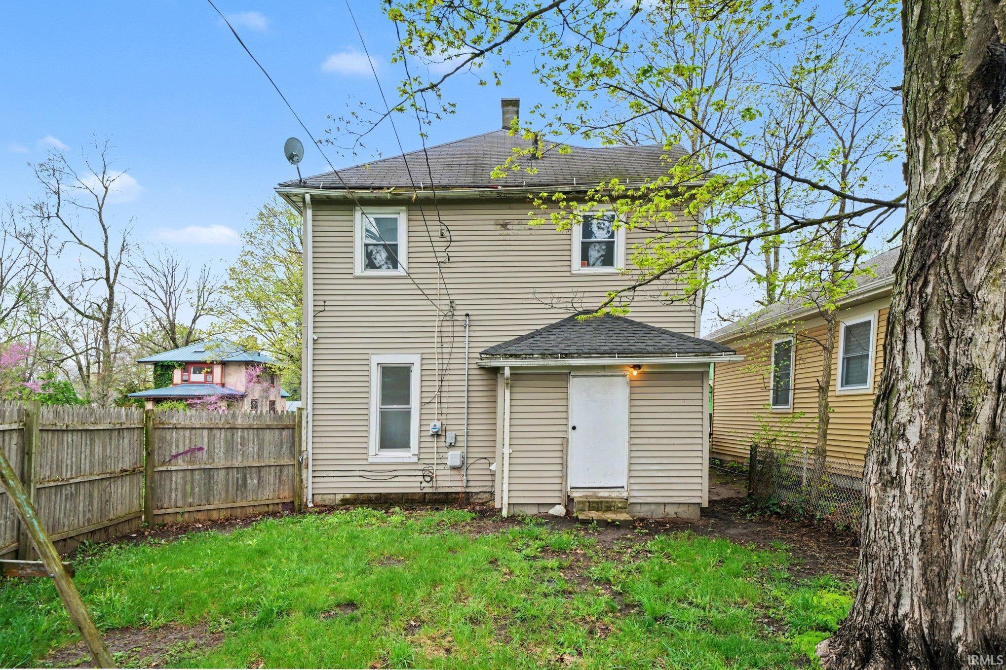910 Sherman Avenue South Bend IN 46616
