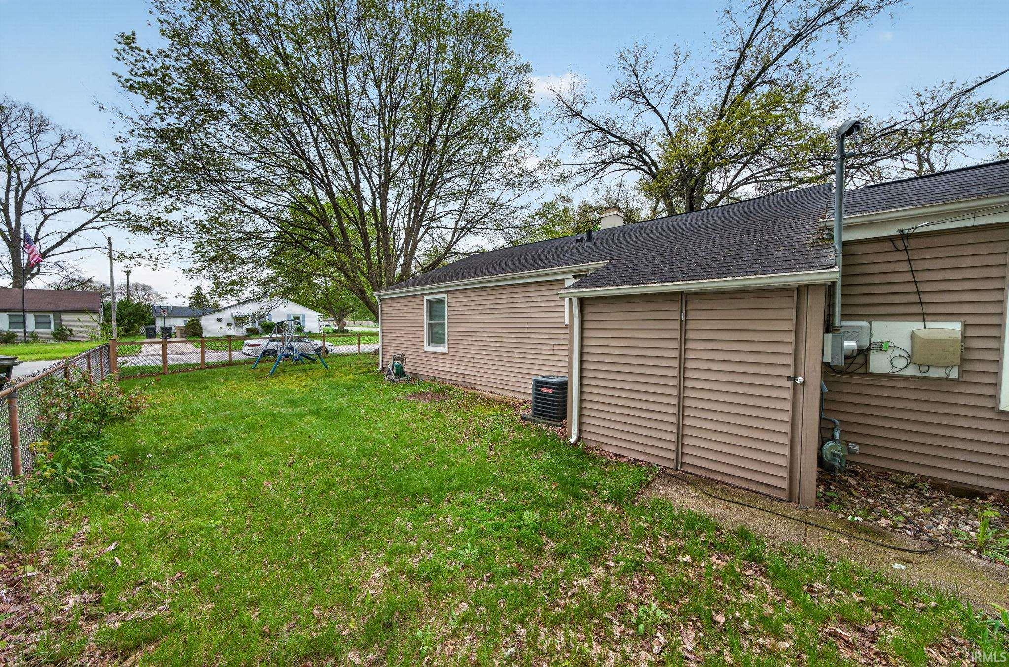 3219 Mckinley Avenue South Bend IN 46615