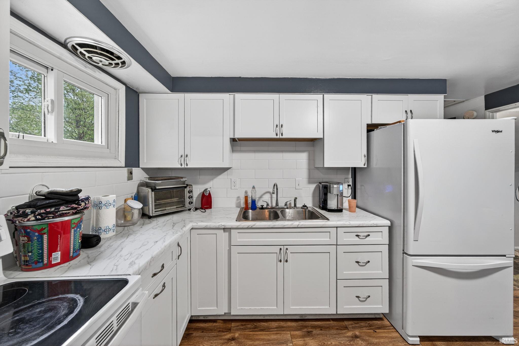 3219 Mckinley Avenue South Bend IN 46615