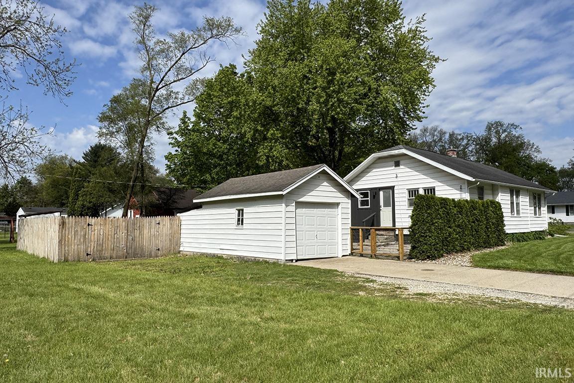 1337 Mcpherson Street Elkhart IN 46514