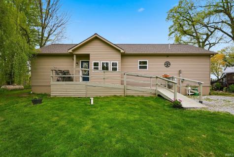 10105 N Eagle Island Road Rome City IN 46784