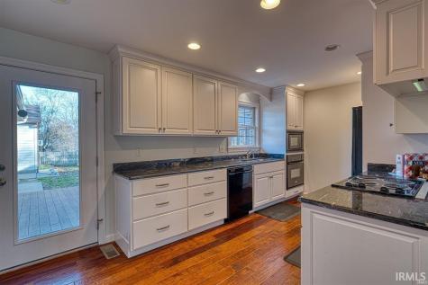 2923 W Mill Road Evansville IN 47720