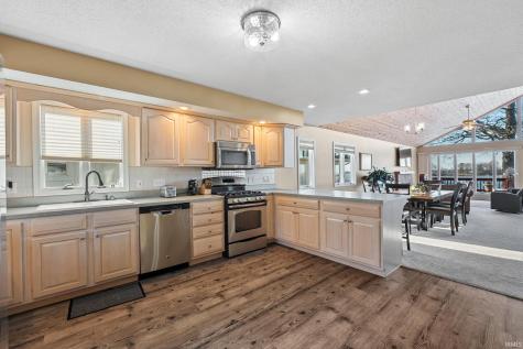 2910 Country Club Drive East Drive Rochester IN 46975