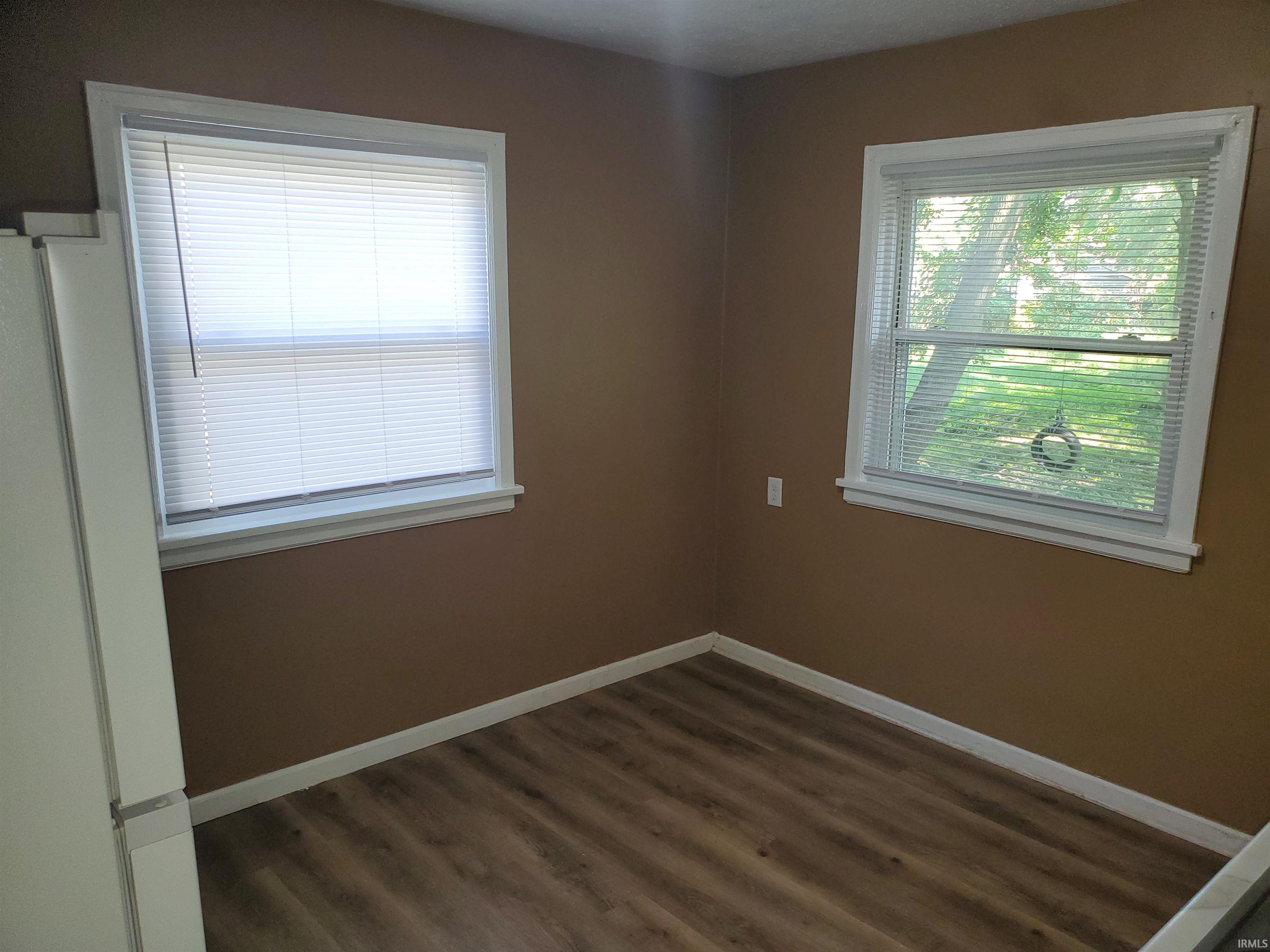 3817 Belle Vista South Bend IN 46619