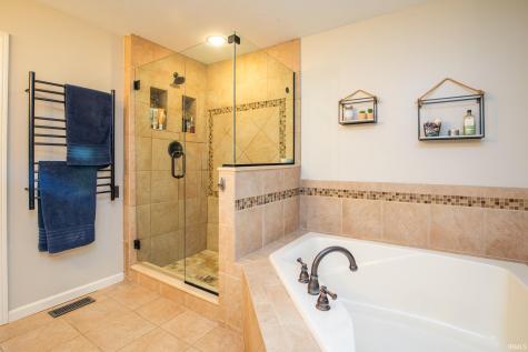 11912 Fairway Winds Court Fort Wayne IN 46814