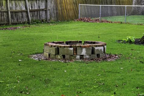 3712 Blueridge Lane Fort Wayne IN 46815