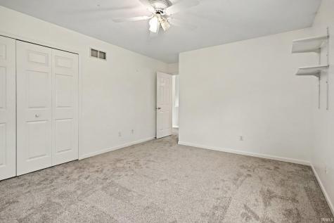 61470 Miami Meadows Court South Bend IN 46614