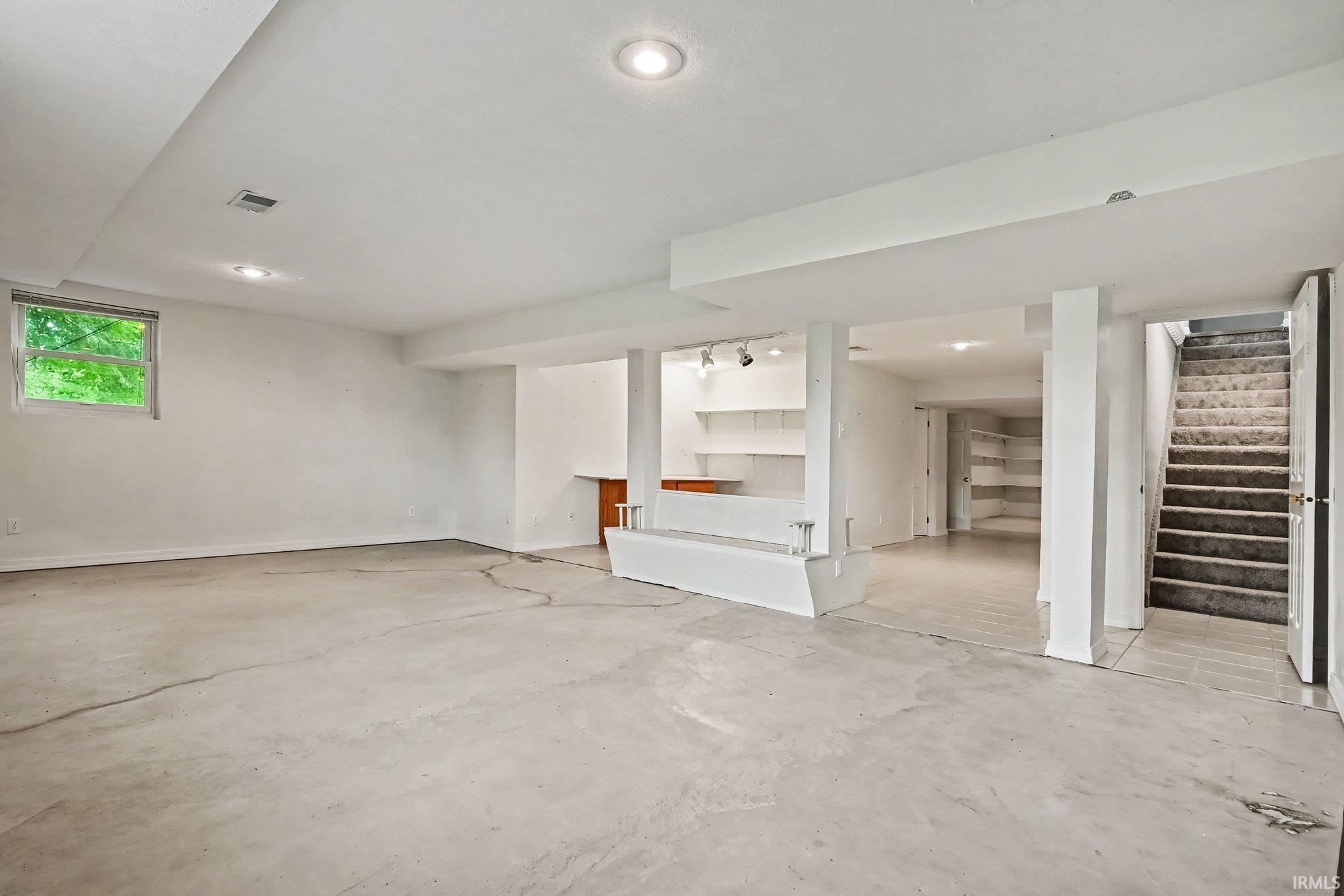 61470 Miami Meadows Court South Bend IN 46614