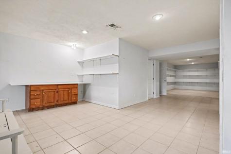 61470 Miami Meadows Court South Bend IN 46614