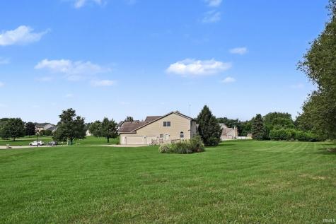 61470 Miami Meadows Court South Bend IN 46614