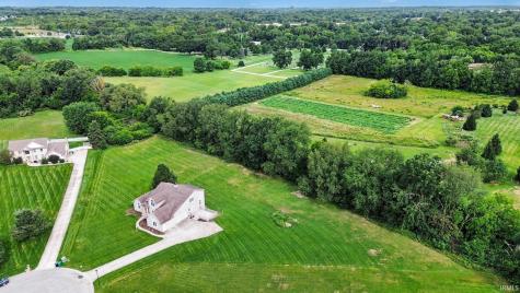 61470 Miami Meadows Court South Bend IN 46614