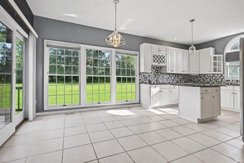 61470 Miami Meadows Court South Bend IN 46614