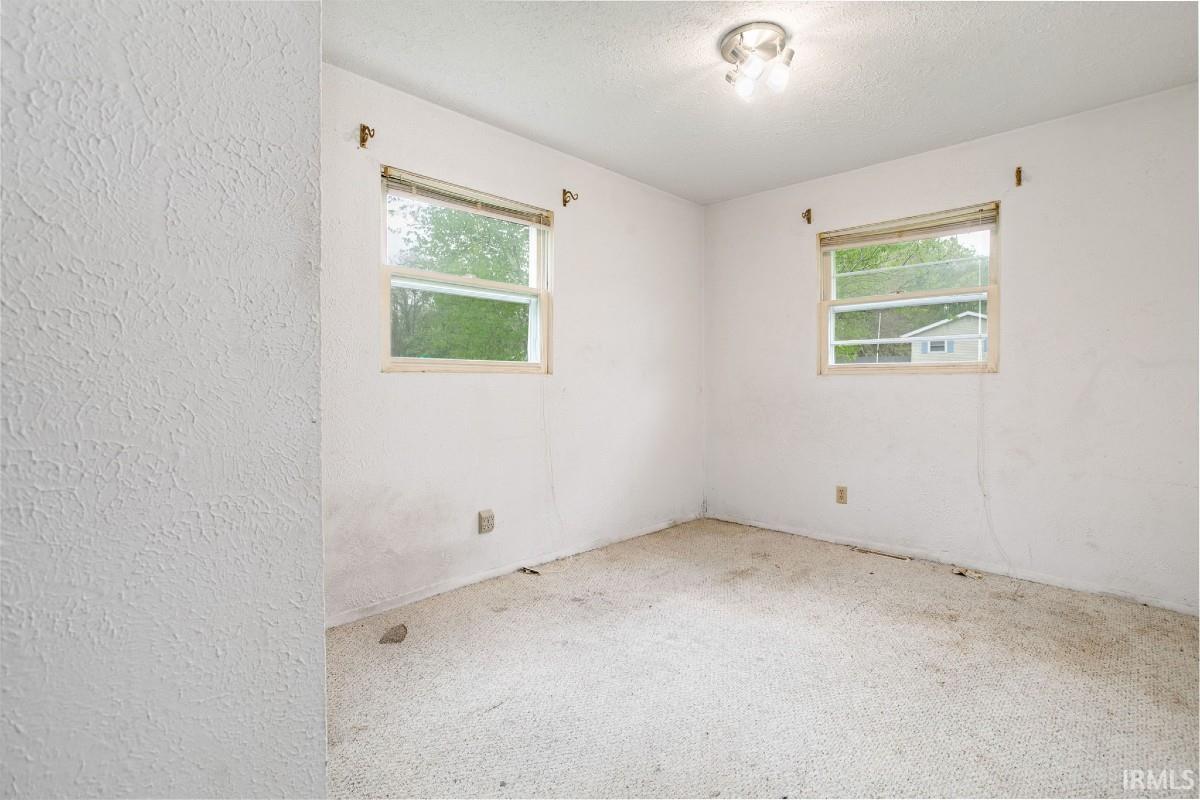 60215 Ruby Street South Bend IN 46614