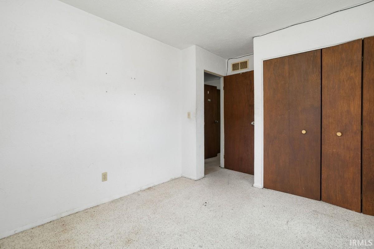 60215 Ruby Street South Bend IN 46614