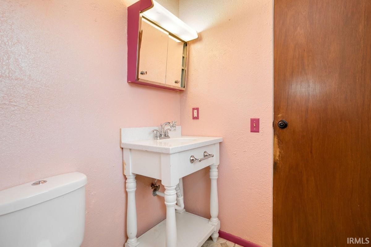 60215 Ruby Street South Bend IN 46614