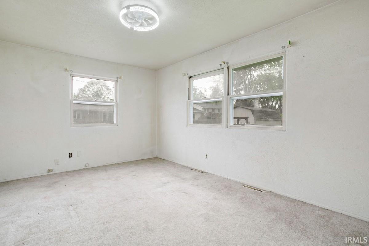 60215 Ruby Street South Bend IN 46614