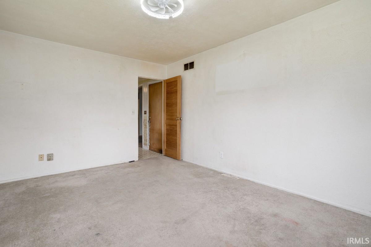 60215 Ruby Street South Bend IN 46614
