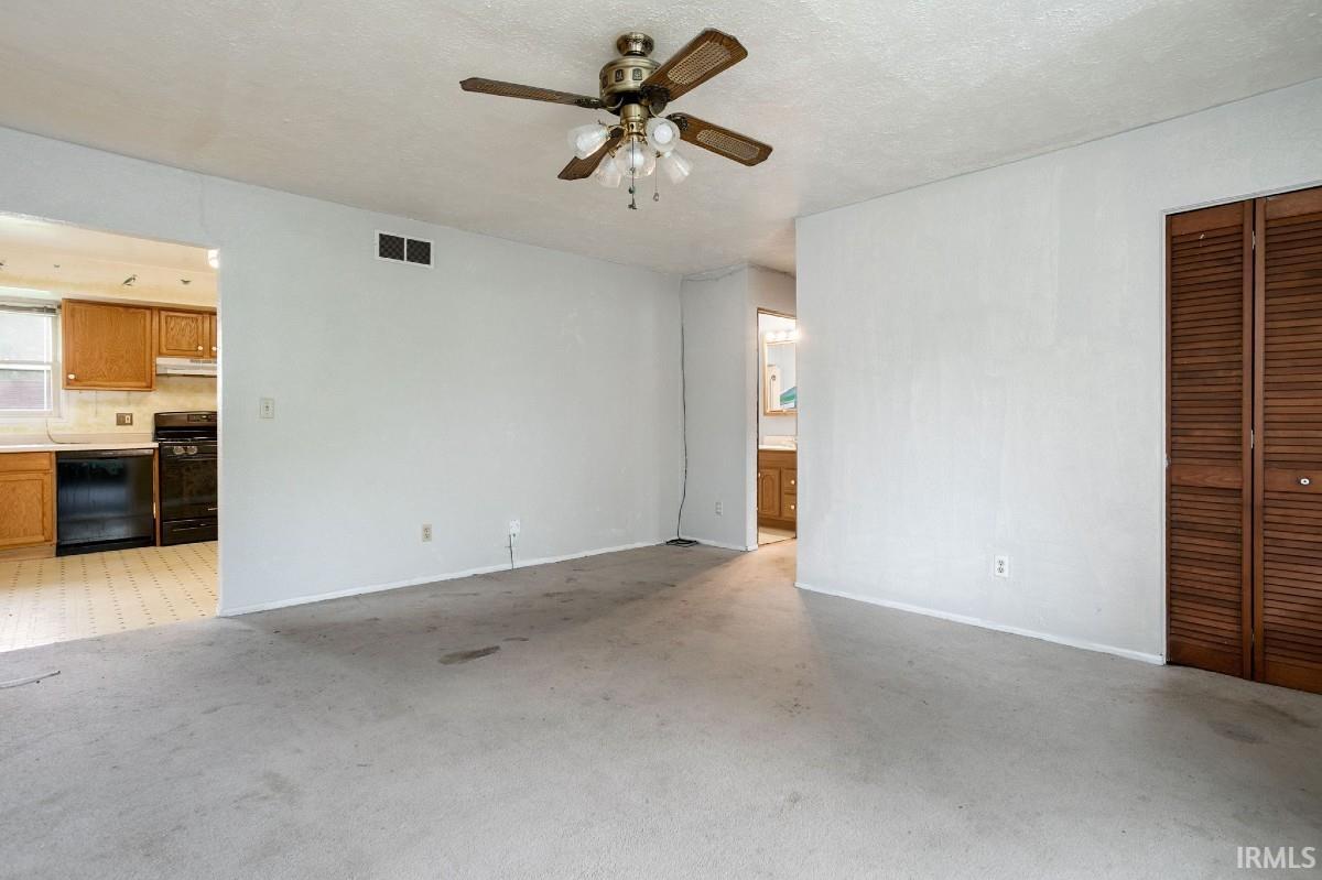 60215 Ruby Street South Bend IN 46614