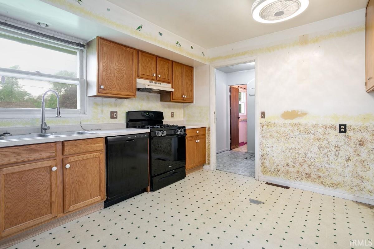 60215 Ruby Street South Bend IN 46614