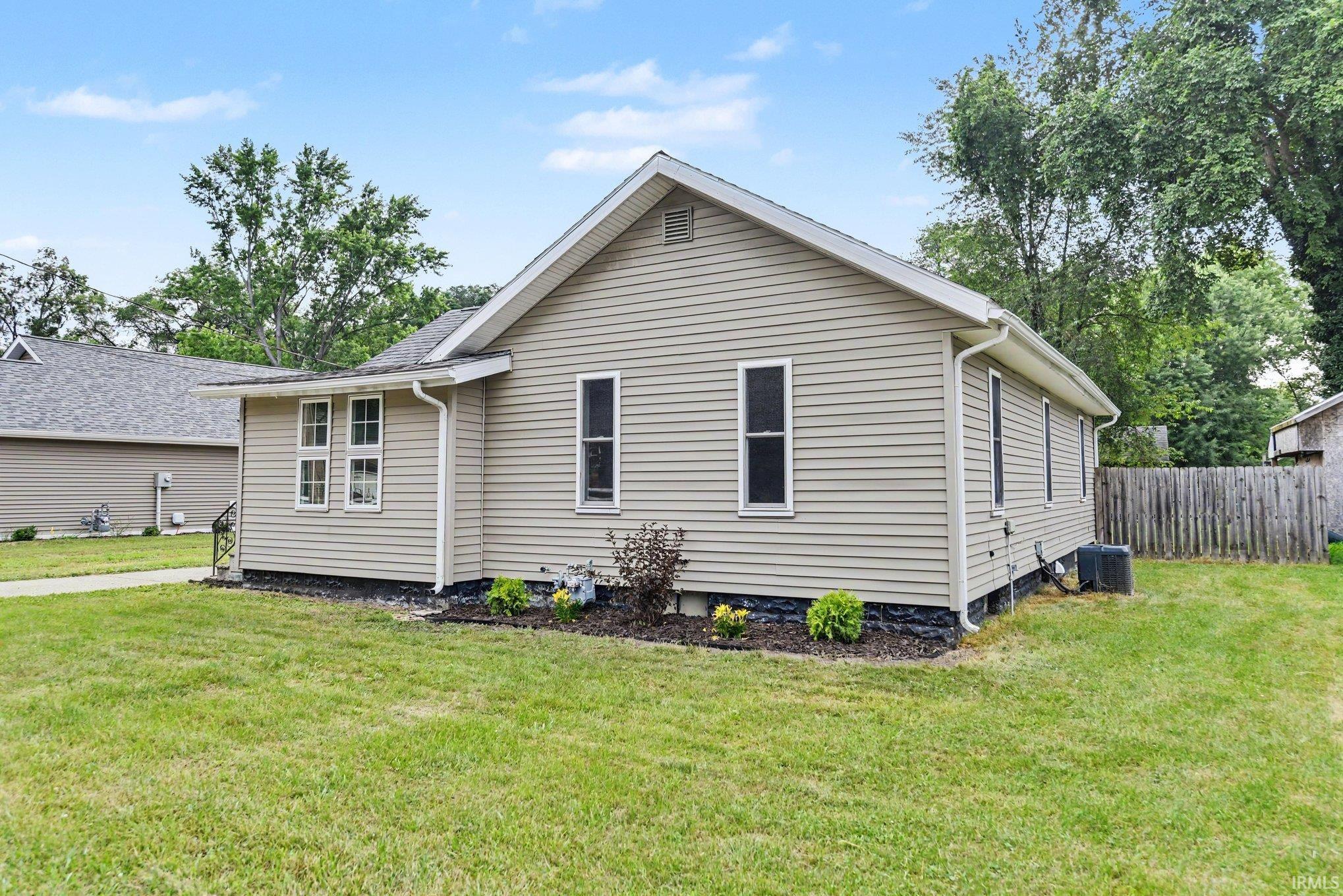 1810 Maplehurst Avenue Mishawaka IN 46545