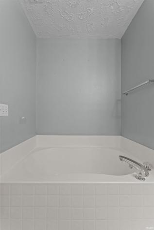 2838 Beachwalk Lane Kokomo IN 46902