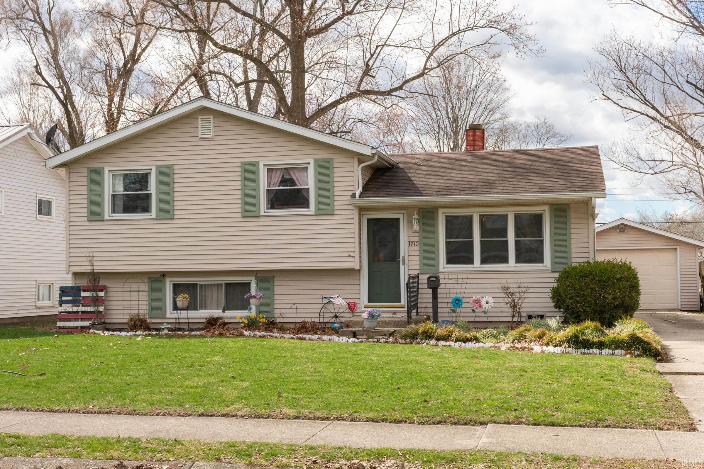 1715 Sterling Drive South Bend IN 46635
