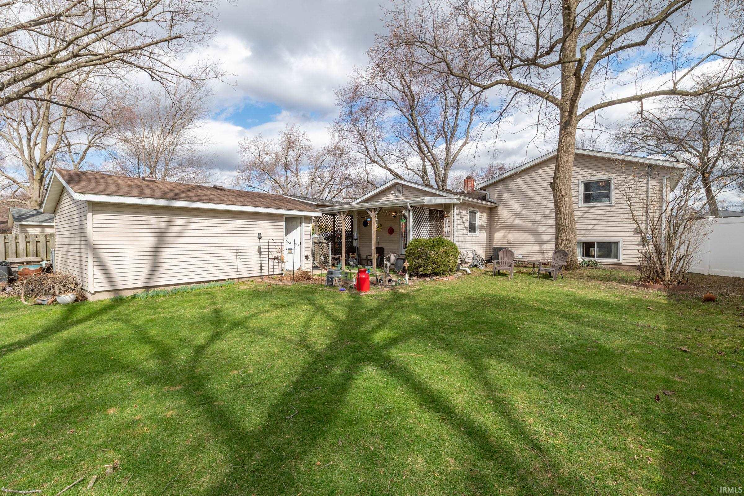 1715 Sterling Drive South Bend IN 46635