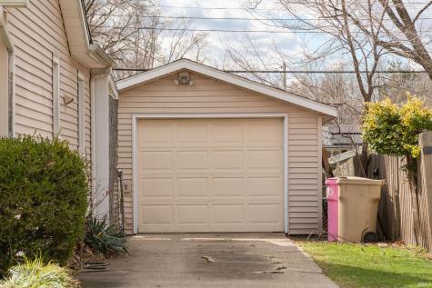 1715 Sterling Drive South Bend IN 46635