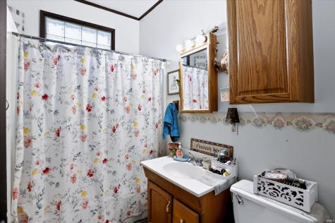 9616 N 600 W Fountaintown IN 46130