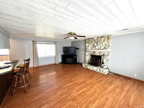 221 Fairway Drive Evansville IN 47710