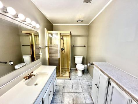 221 Fairway Drive Evansville IN 47710