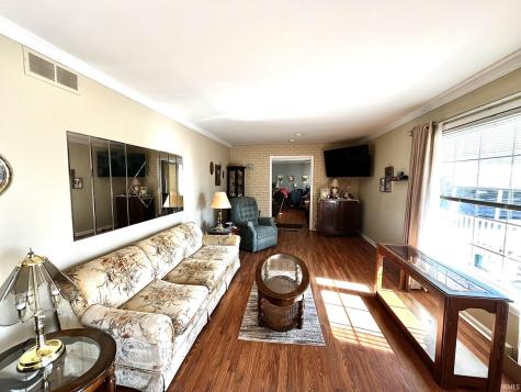 221 Fairway Drive Evansville IN 47710