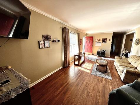 221 Fairway Drive Evansville IN 47710