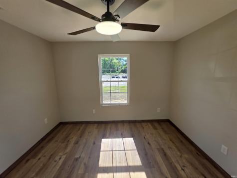 187 Charlotte Avenue Switz City IN 47465