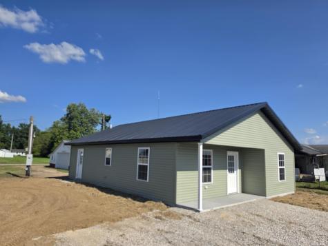 187 Charlotte Avenue Switz City IN 47465