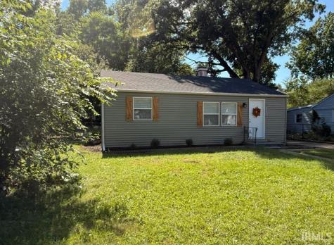 1320 Eastbrook Drive South Bend IN 46616