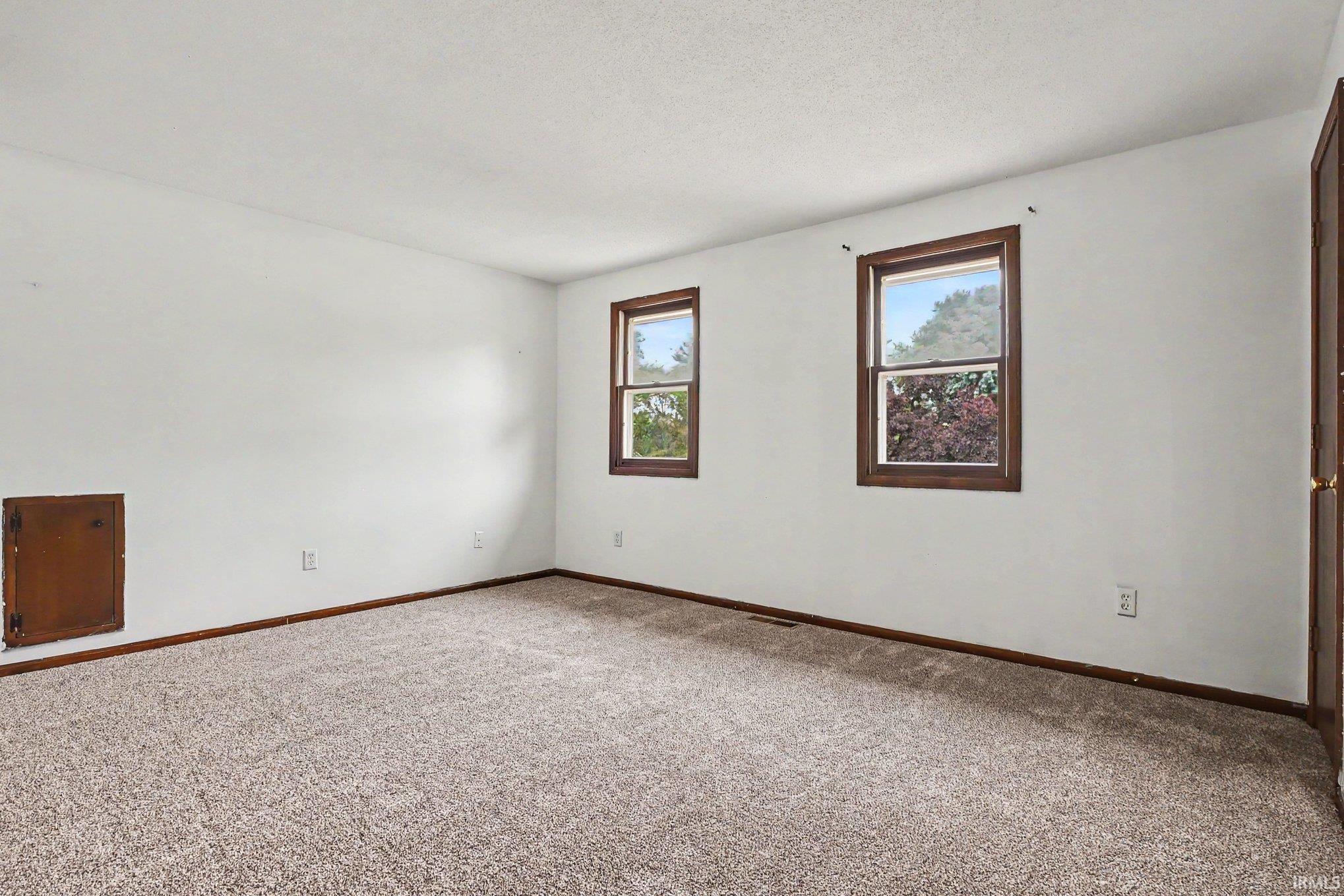 634 North Johnson Street Warsaw IN 46580