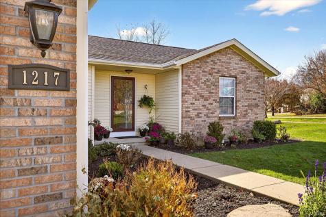 1217 W Woodhill Drive Bloomington IN 47403