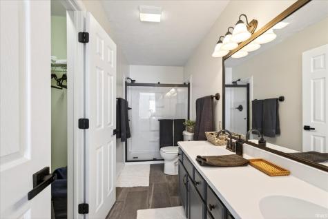 1217 W Woodhill Drive Bloomington IN 47403