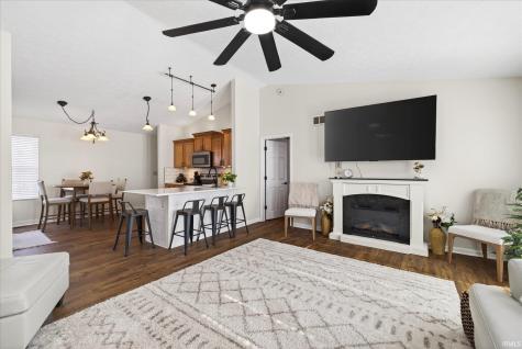 1217 W Woodhill Drive Bloomington IN 47403