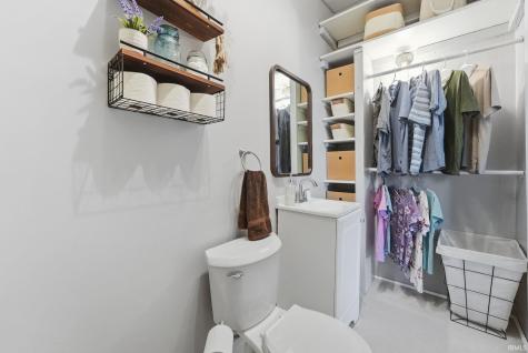 802 S Cedar Street Auburn IN 46706