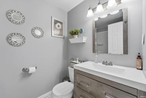802 S Cedar Street Auburn IN 46706