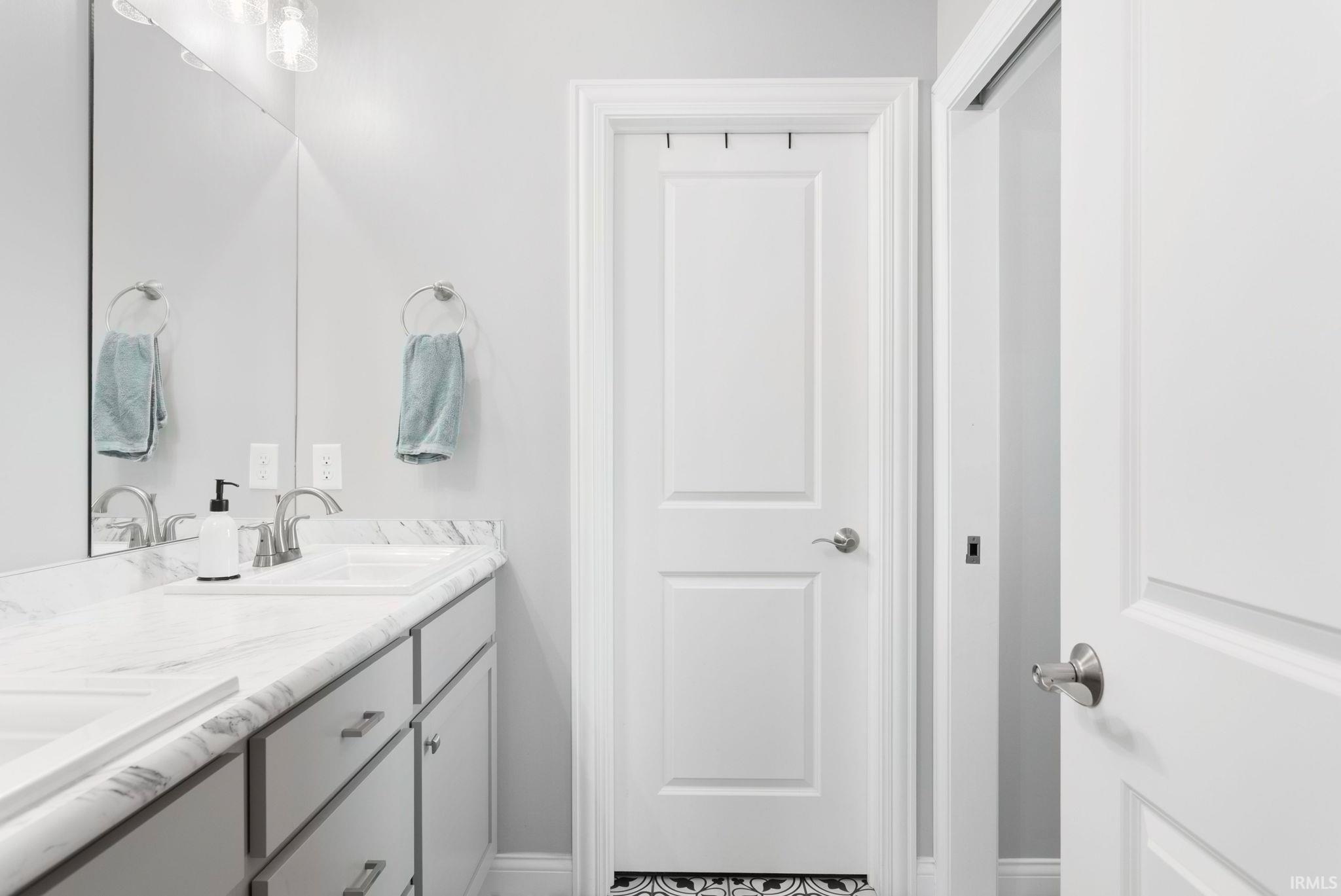 1604 Cobble Hill Drive Osceola IN 46561