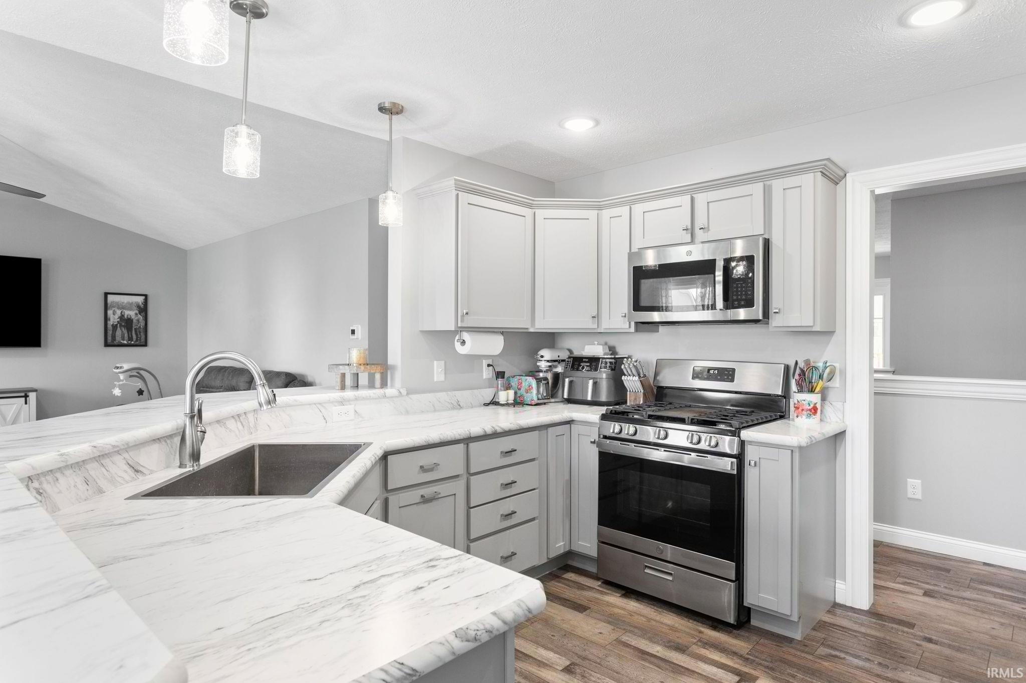 1604 Cobble Hill Drive Osceola IN 46561